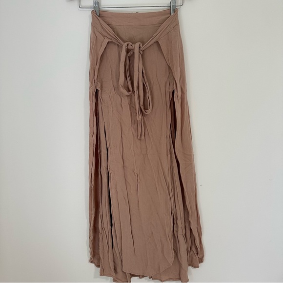 Maxi wrap skirt with slits - Picture 2 of 4